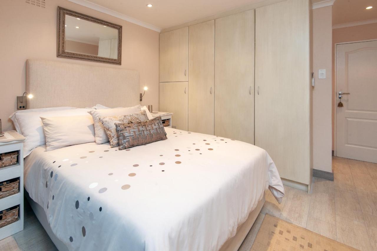 Hermanus Haven, Entire Home, On The Sea, Private Pool, Secure Exteriör bild